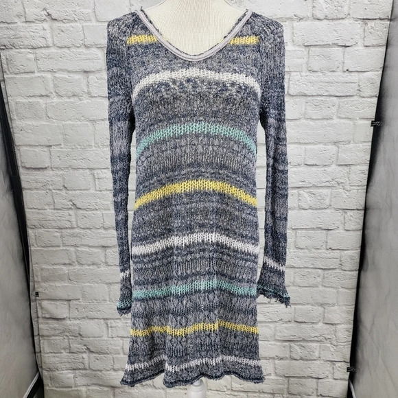 Free People Life's A Beach Open Knit Split Back Long Sleeve Top Sz Small - Picture 8 of 15